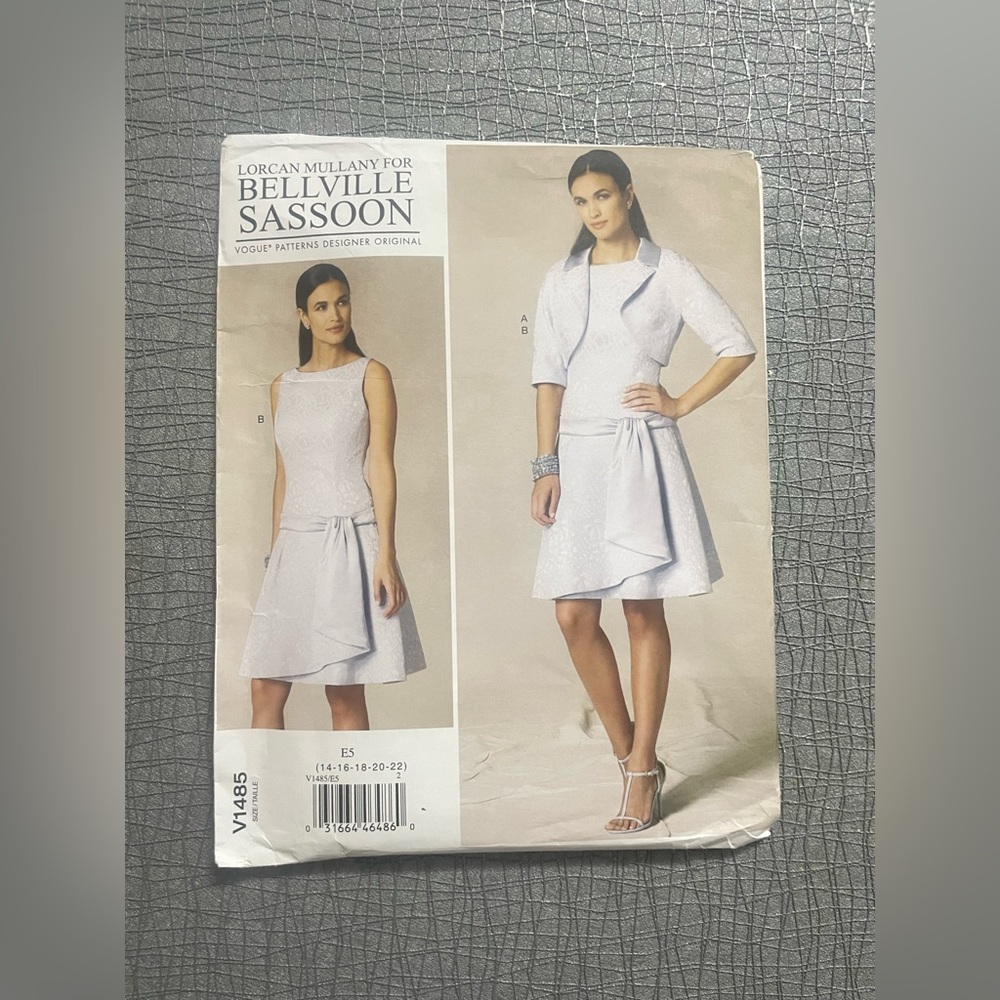 Jacket & Dress Vogue Sewing Pattern - Sizes (6-14) or (14-22) UNCUT
